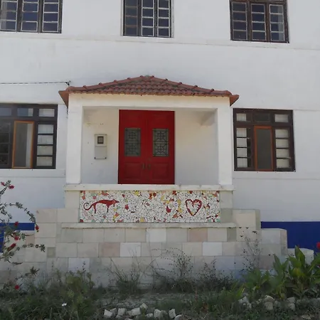 بيت ضيافة Termas Da Azenha Figueira da Azoia