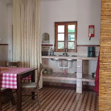 Casa de hóspedes Termas Da Azenha Figueira da Azoia